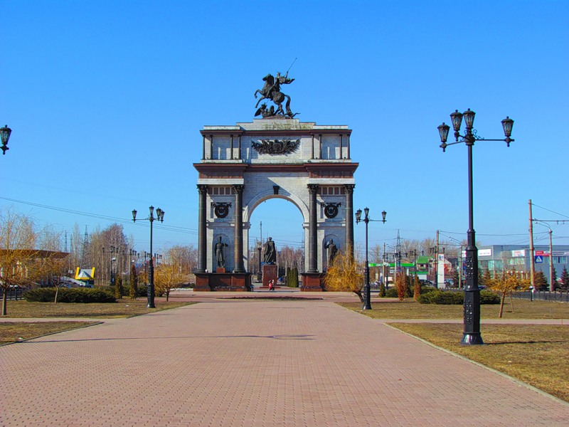 Эконом памятник Арка Нижнекамск Эконом памятник Арка Мезень